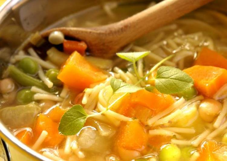 شوربة الخضار شوربة الخضار