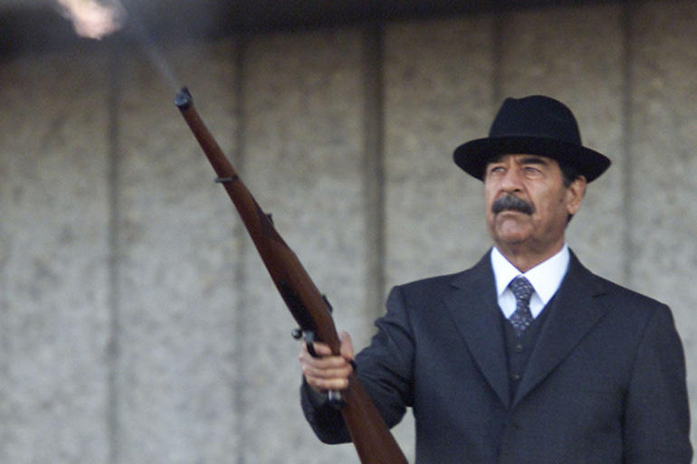 منصب رفيع لقاض حقق مع صدام حسين