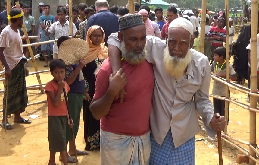 تركيا توزع طرودا غذائية على 25 ألفا من الروهنغيا في بنغلاديش