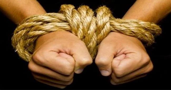 d8a7d8aed8aad8b7d8a7d981-1 توقيف امرأة بتازة متورطة في اختطاف طفلة تبلغ من العمر ثلاث سنوات