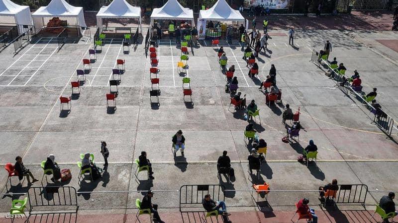 الجزائر تؤجل امتحانات المدارس