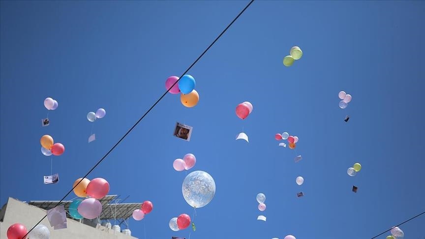 بالونات أُطلقت من غزة تشعل 3 حرائق بمستوطنات إسرائيلية