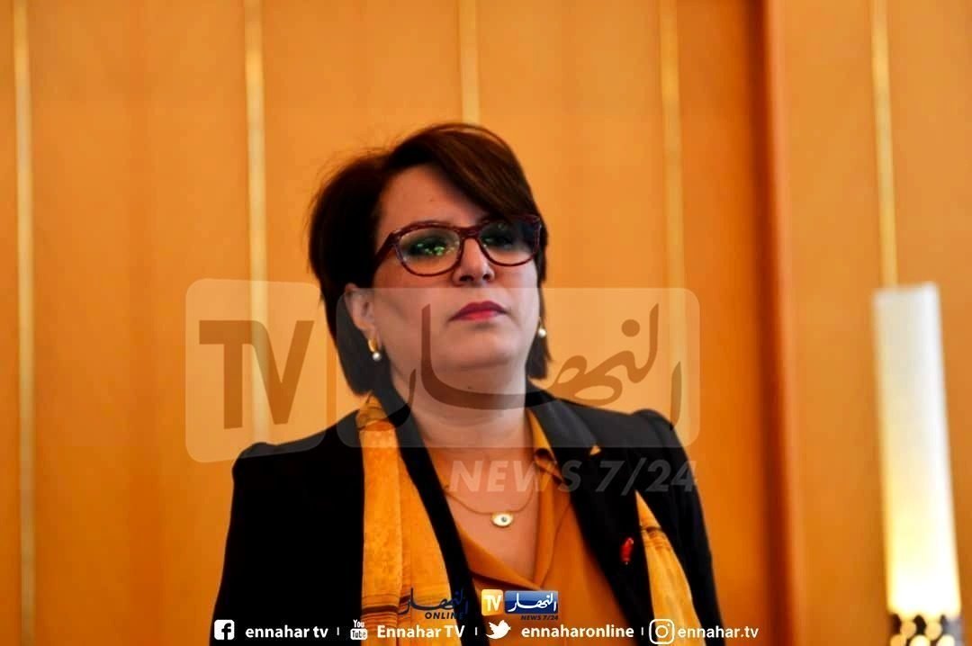 10-237-1500x9999-c-1500x9999-c وزارة الثقافة: عقد لقاءات عبر الولايات من خلال تقنية التواصل عن بعد بداية من الغد