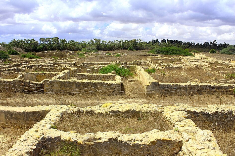 1200px-kerkouane-tamezrat_photo10_d983d8b1d983d988d8a7d986-_d8aad8a7d985d8b2d8b1d8a7d8b7