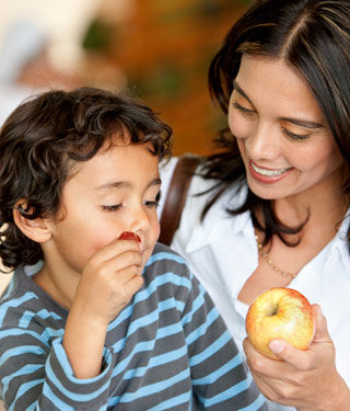 توفير الغذاء الضروري توفير الغذاء الضروري