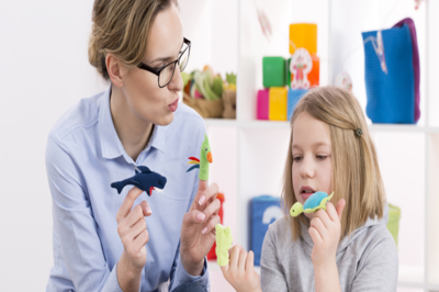 13fa3732d9ad312090d58d7ad374e5d1-1 اللعب وأهميته للأطفال ذوي الاحتياجات الخاصة