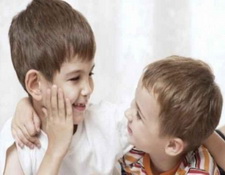 كيف نجعل الأشقاء أصدقاء؟