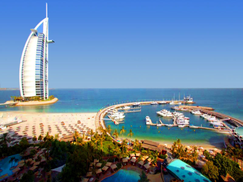 حديقة البرج وسوق البحار حديقة البرج وسوق البحار