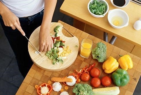 طاولة المطبخ، (يوميّاً)