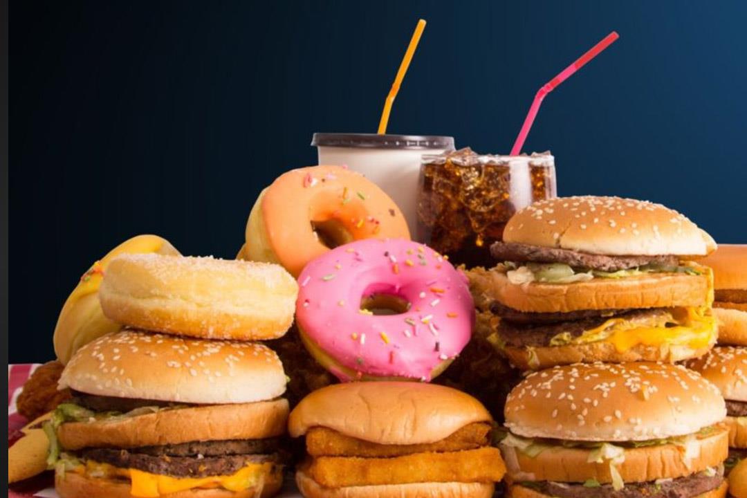 5 أطعمة تضعف قدرة الجهاز المناعي في مواجهة كورونا (صور)