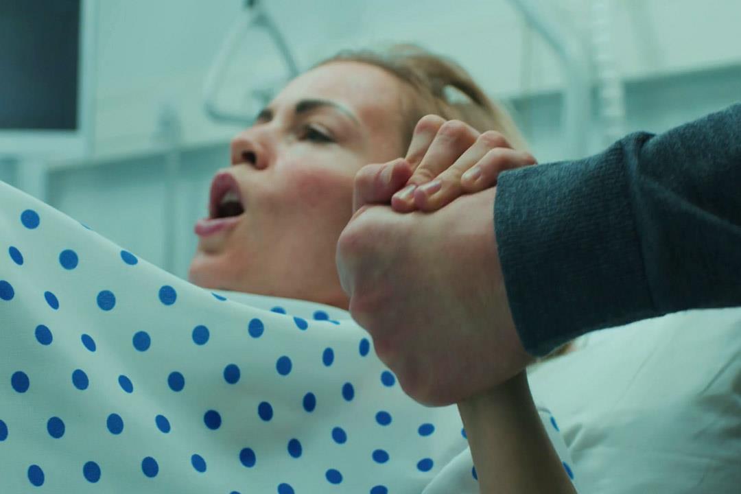 الولادة المتعسرة كابوس الحامل.. رحلة "مالك" للحياة