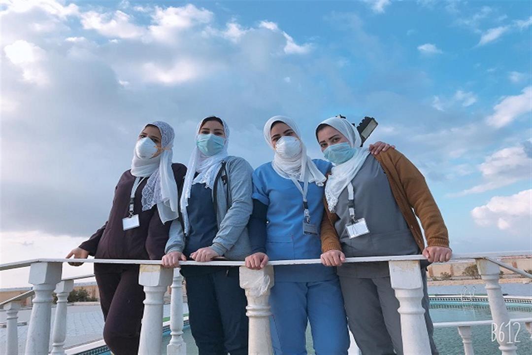 بعد عودتها من الحجر الصحي.. ممرضة: أختي خافت مني ورفضت تأكل من إيدي