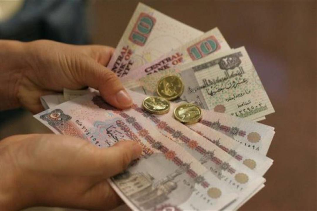 النقود وسيلة لانتقال فيروس كورونا.. هكذا تحمي نفسك