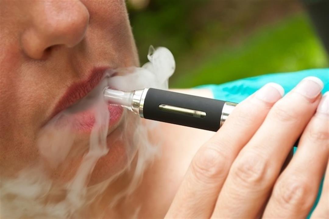 تحمل نفس مخاطر التبغ.. هل السجائر الإلكترونية تؤدي إلى الإصابة بكورونا؟
