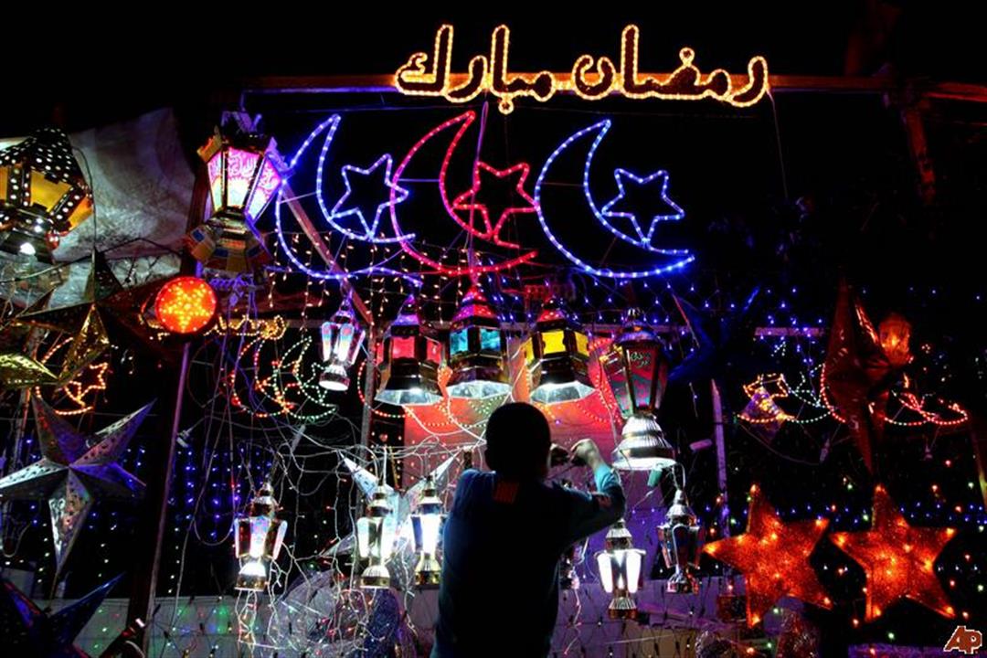 كيف نمارس الشعائر الرمضانية في ظل انتشار كورونا؟.. "الصحة العالمية" تجيب