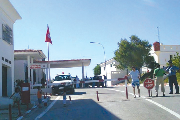 مغادرة 86 مسافرا تونسيا كانوا عالقين في الجزائر