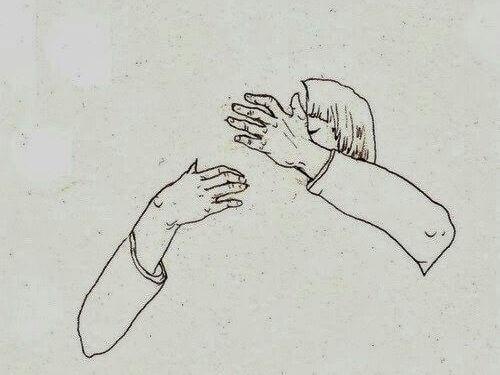 رفيقين يحتضنان