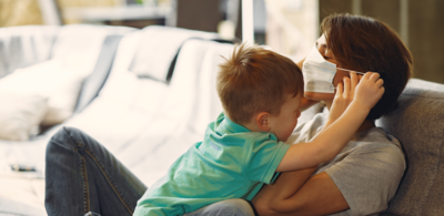 30c5758ac7bcda11a162394681def7b1-1 هل يصاب الاطفال بفيروس كورونا الجديد (كوفيد-19)؟