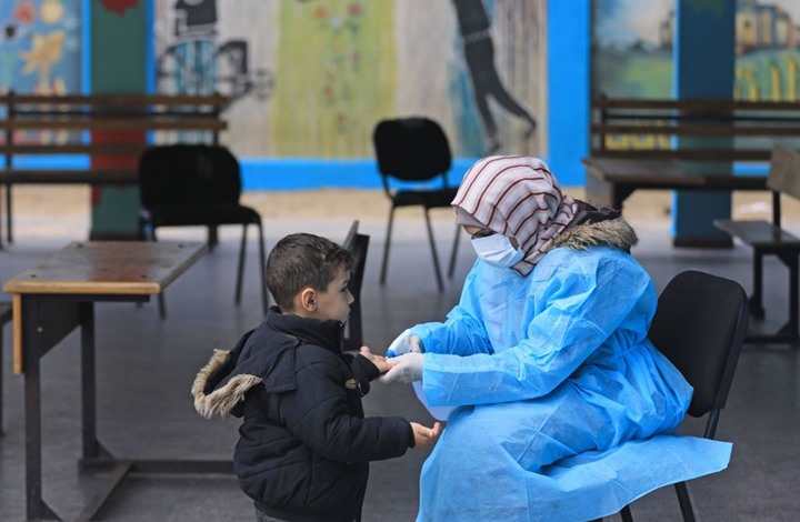 الاحتلال يسمح بدخول لوازم "محدودة" لفحص كورونا بغزة