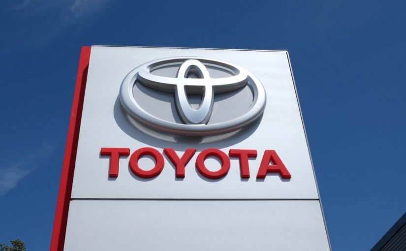 34478836051_f7f976c149_k-1200x800-825x510-2 عروض شركات السيارات في الإمارات