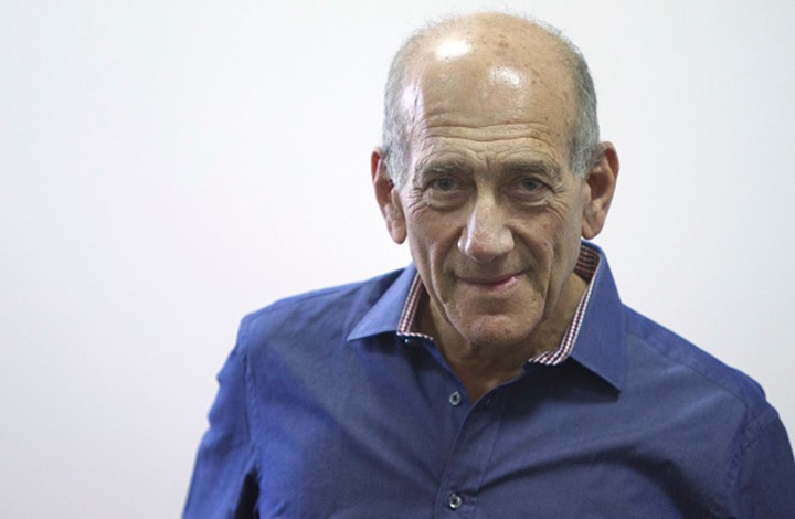 أولمرت: غانتس ونتنياهو يشكلان حكومة عصابات