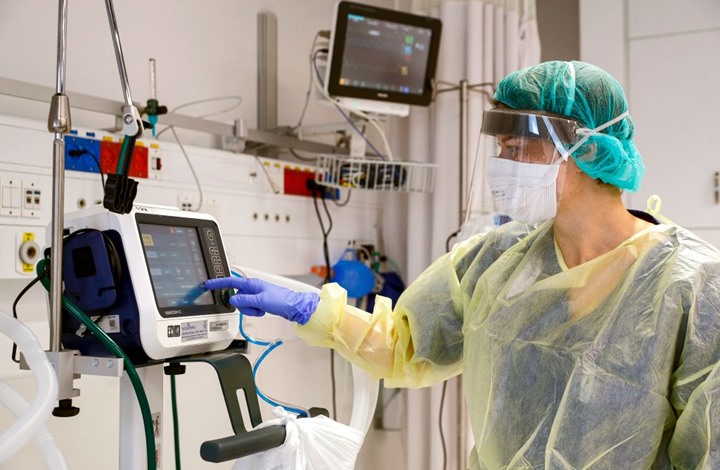 استمرار انتشار كورونا عالميا.. وخمسة لقاحات واعدة (ملخص)