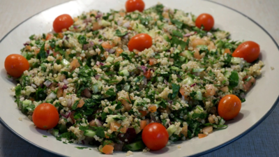 4e83103de0b66cf31417b884b8a30a90-1 وصفة سلطة صحية: وصفة تبولة الكينوا