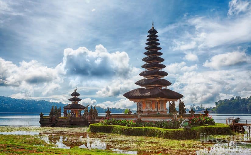 5-pura-ulun-danu-mothaibaphoto-prints-825x510-2 رحلة إلى أندونيسيا