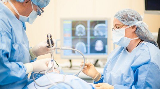 557004e001673article__1-1 التكنولوجيا الحديثة في عمليات الأنف