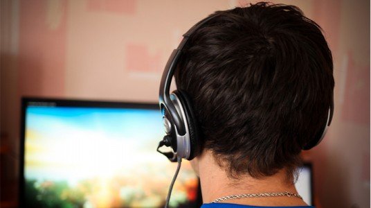 560013514aadaarticle_3191_1-1 التداعيات النفسية والاجتماعية لألعاب الفيديو