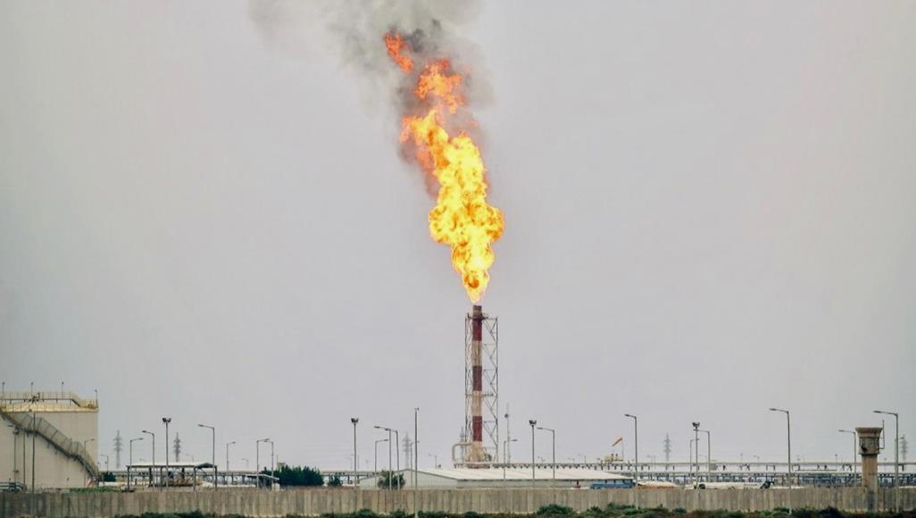 بعد اجتماع أوبك بلس.. السعودية وروسيا ستخفضان 23% من إنتاج النفط لا يمكن لواشنطن إملاء قرارات على منتجي النفط الأميركيين في ظل القوانين حول المنافسة (الفرنسية)