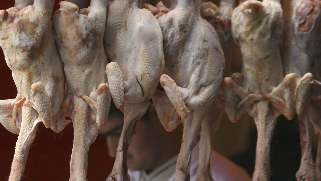 غانم نسيبة.. ملك الحلال الغامض في فرنسا قبل رمضان ببضعة أيام "سيُسعد" مسلمي فرنسا أن يعلموا أن غانم نسيبة هو ملك الحلال هناك (غيتي)