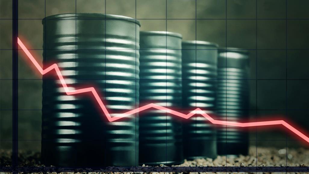لماذا انهارت أسعار النفط رغم اتفاق أوبك بلس؟ وما مستقبلها؟ الجواب عند الخبراء أسعار الخام الأميركي هوت إلى أقل مستوى في أكثر من ثلاثة عقود (غيتي)