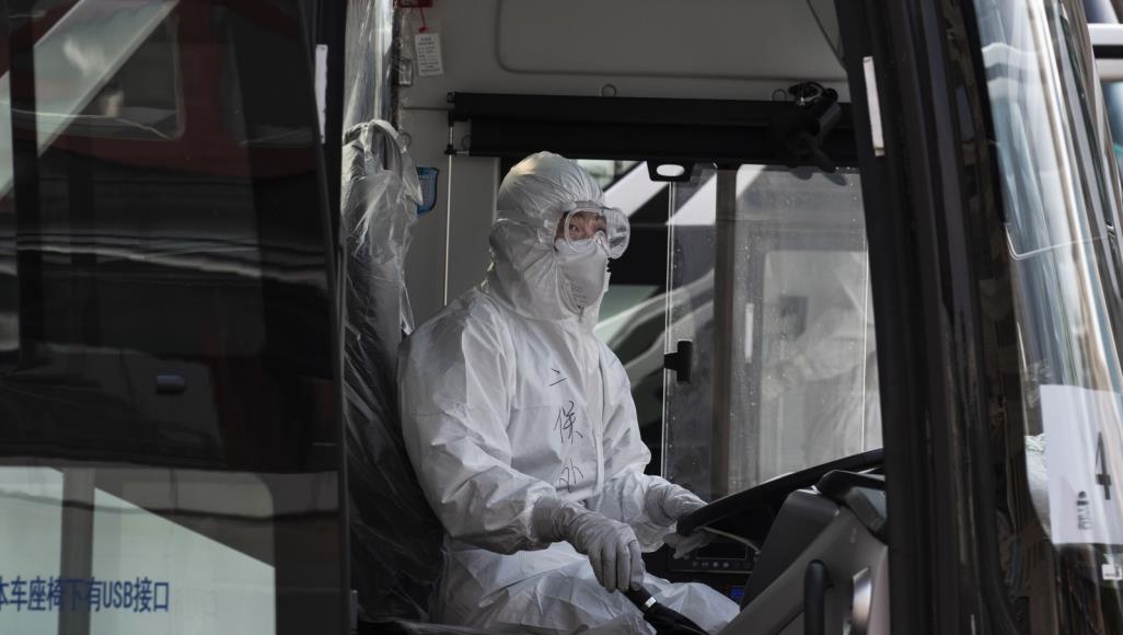 إصابات كورونا تتخطى 1.8 مليون.. المنحنى الصيني يعاود الصعود والسعودية ترحل آلاف الإثيوبيين الصين تخشى موجة ثانية من وباء كورونا (غيتي)