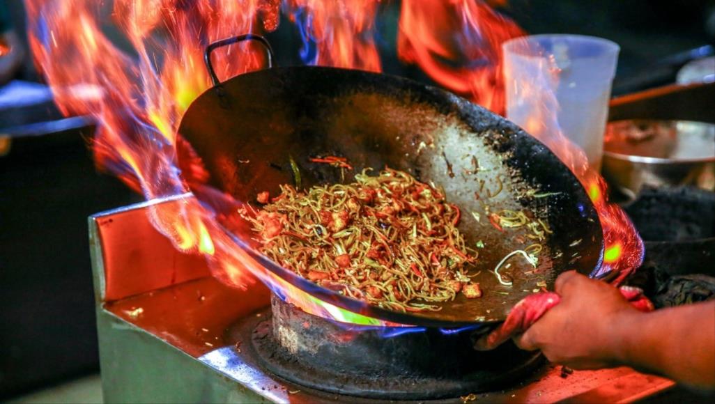 بعيدا عن حساء الخفافيش.. إليك 4 مدارس للطهي الصحي بالصين المطبخ الصيني يقدم أشهر الأطباق الصحية في العالم (بيكسلز)
