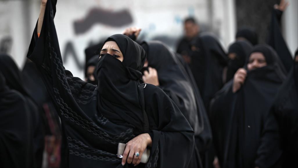 "ليش ما بلّغت؟".. سعوديات يكشفن السر الصعب الحجر المنزلي الناتج عن انتشار فيروس كورونا تسبب في تزايد العنف الأسري بمعظم البلاد (مواقع التواصل)