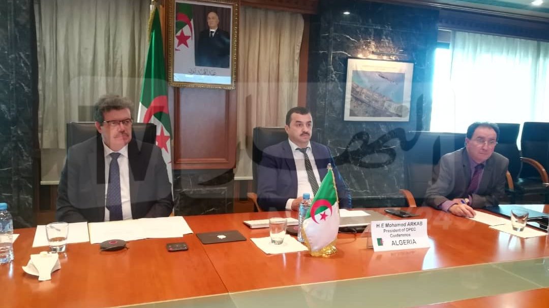 5dc3be76-1321-41f9-90bb-710672d024bb-1500x9999-c أعضاء أوبك+ يقررون مواصلة الحوار والإجتماع مجددا في القريب العاجل