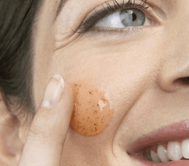 لتقشير البشرة :