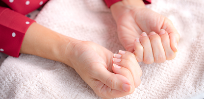 7d365915b1413946c721e92d1120116a-1 ليونة الأظافر