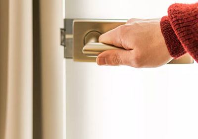 89b11f3830f8539294541726d894337b-1 أمراض تنتقل عن طريق اللمس