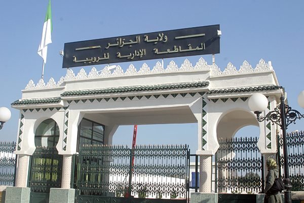 9999x9999-c-1500x9999-c هذه شروط فتح محلات الحلاقة والألبسة وخدمة سائقي سيارة الأجرة