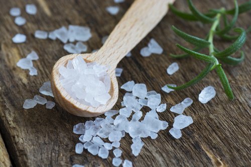 مكعبات صغيرة من الملح