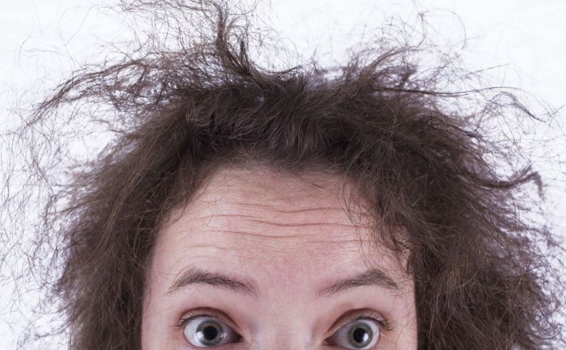 a70e5749fbe2592746aee3a16e736b59-825x510-2 علاج تقصف الشعر من الأمام