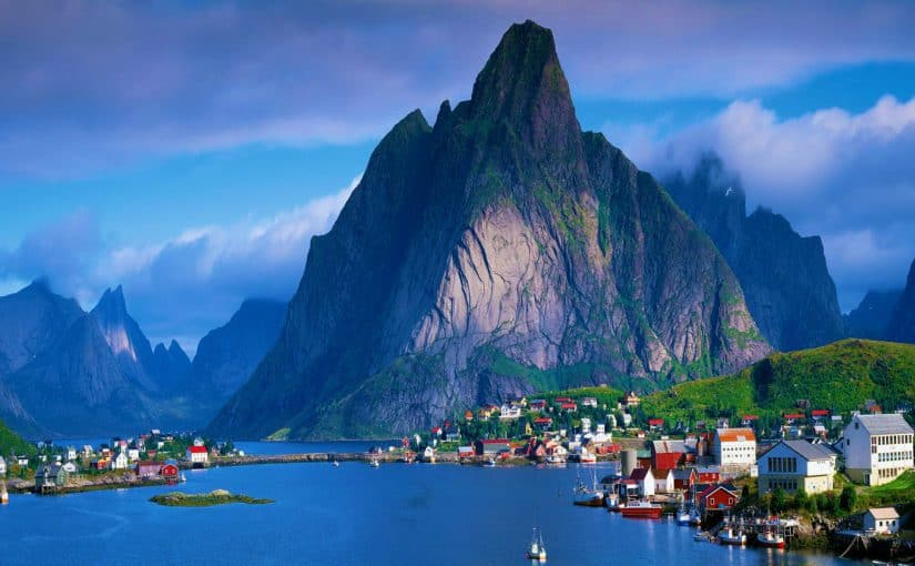 ab3e8a43fe13636d11b60018720dc06b-825x510-2 اجمل المدن في النرويج summer