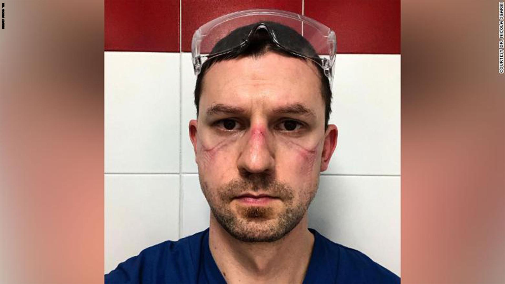 artboard202_0 من وراء الكمامات.. إليكم الوجه الأخر لمحاربي فيروس كورونا المستجد ...