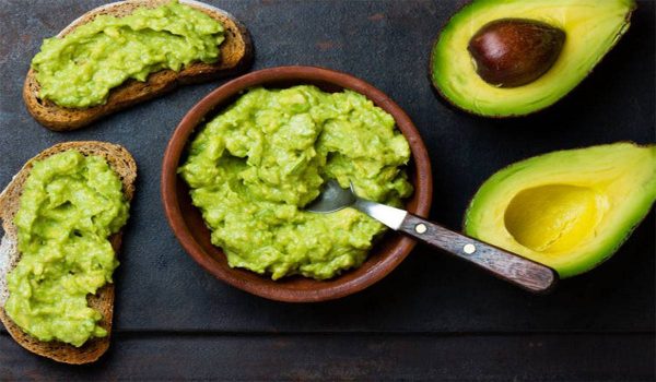 article-26-4 طريقة اكل الافوكادو