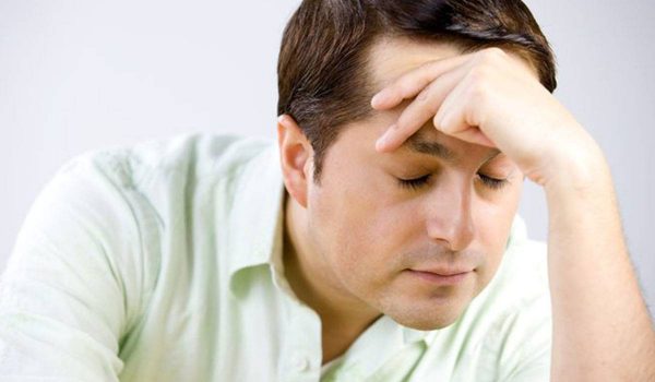 اسباب الصداع اثناء الرجيم