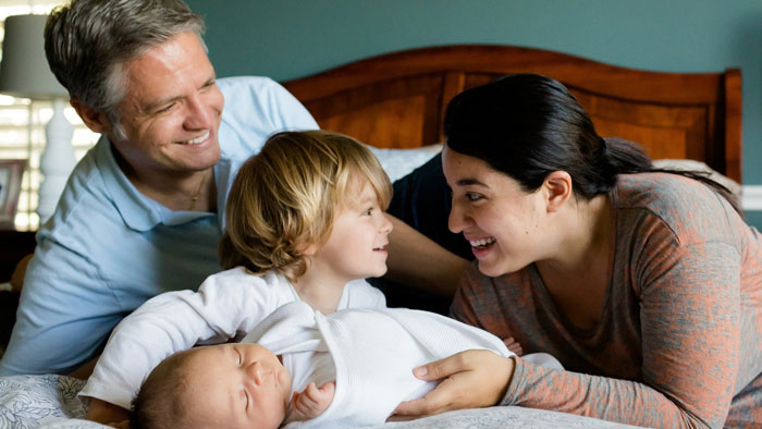 طبابة نت - الأخطاء الدوائية التي يرتكبها الأبوين