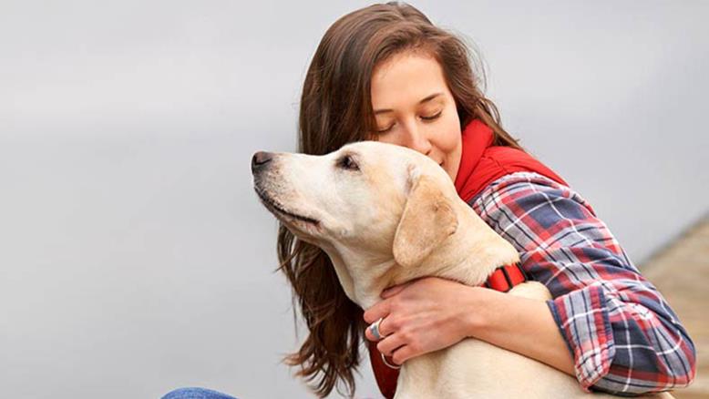 cc167e9e-54c7-469e-816f-4582ce7cc92e-81 مايا شلحة بدأت تهتم بالحيوانات الأليفة منذ كانت في السابعة من عمرها (الجزيرة)