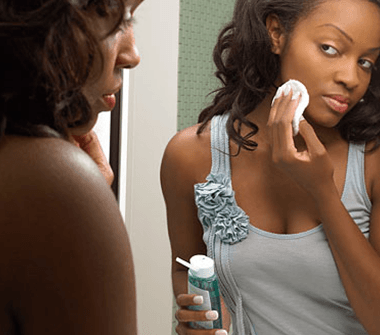 cleaning_oily_skin4-7-380x335-1 تنظيف البشرة الدهنية :